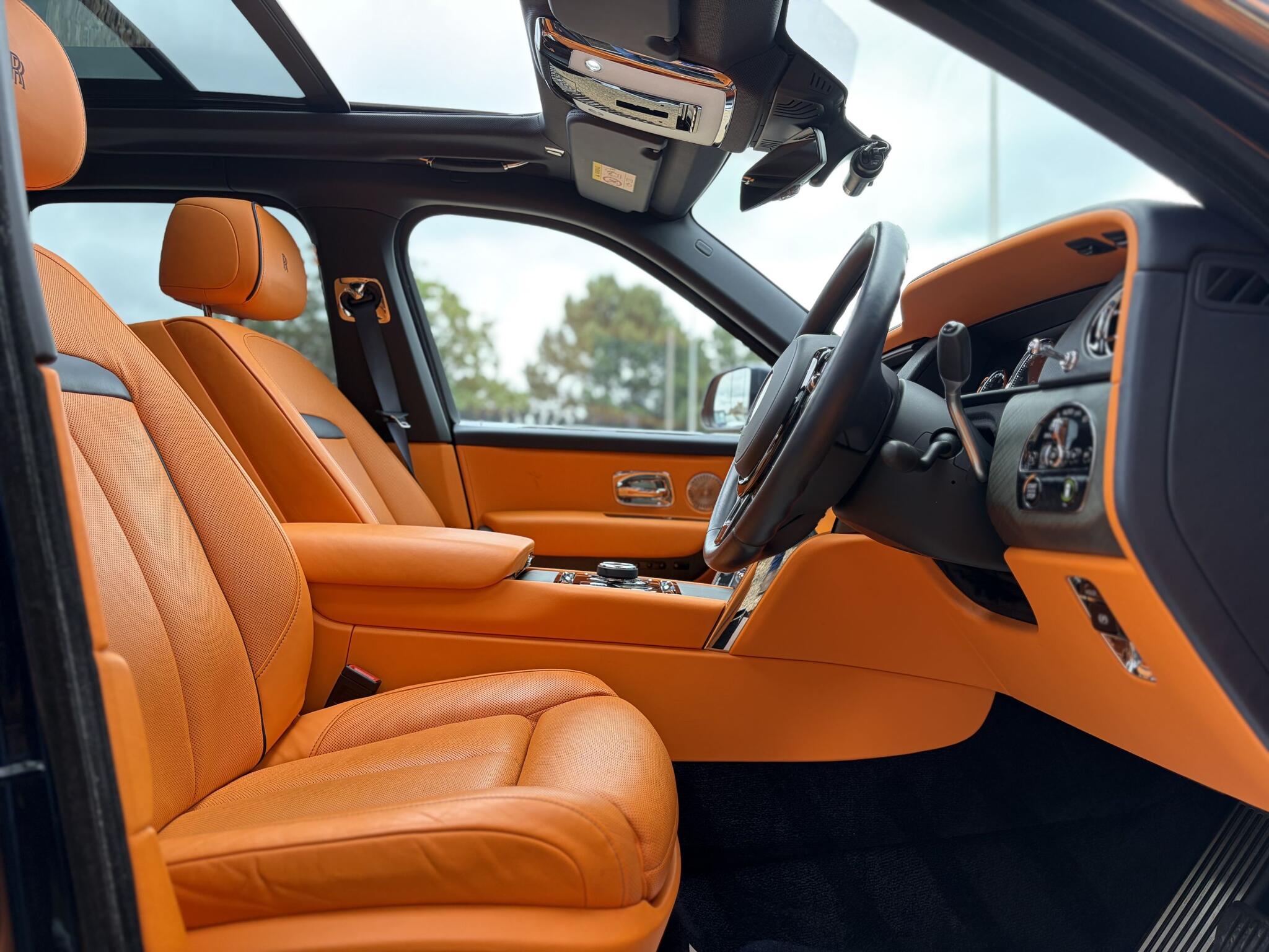 Rolls-Royce Cullinan view 17