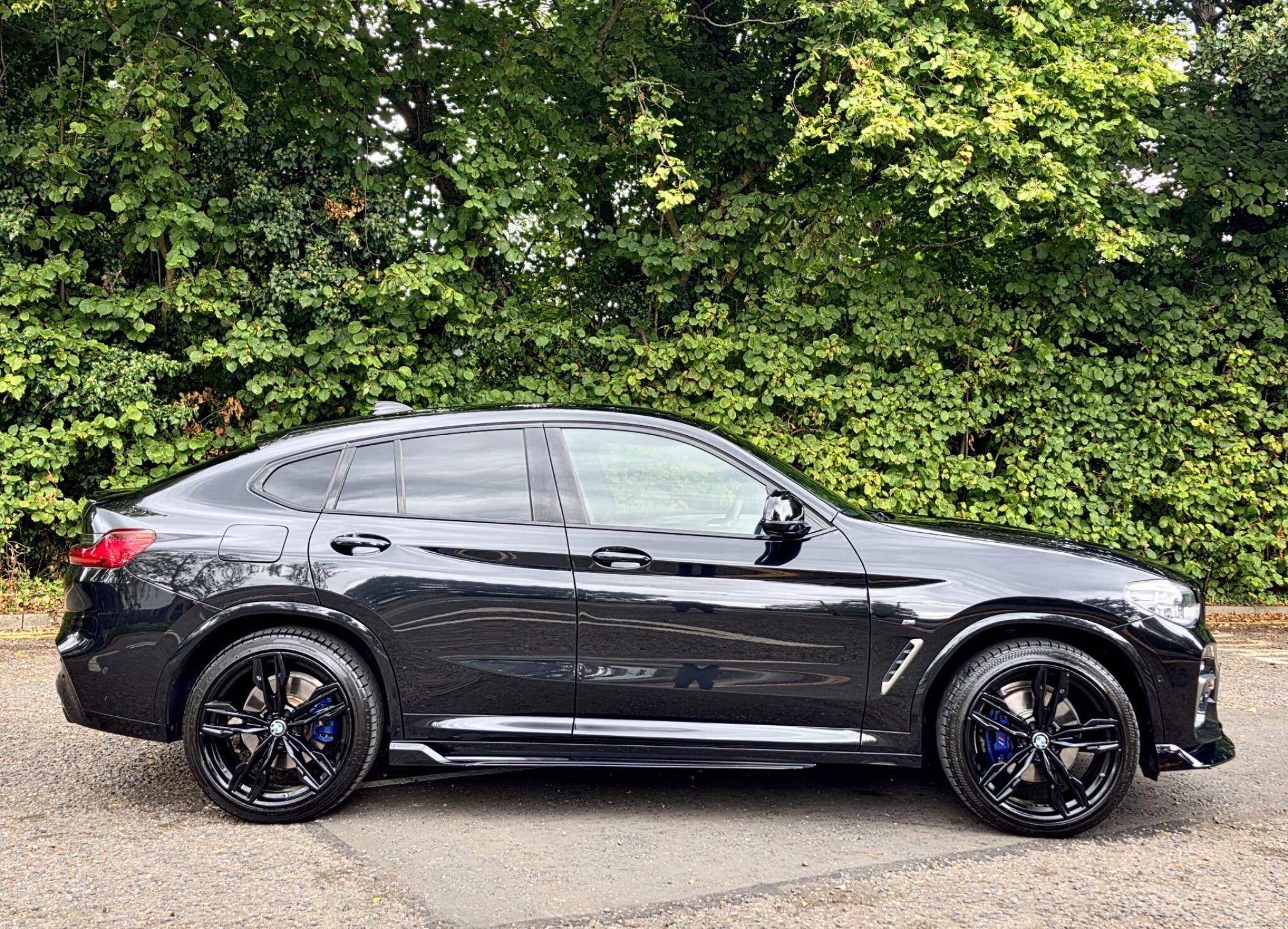BMW X4 view 17