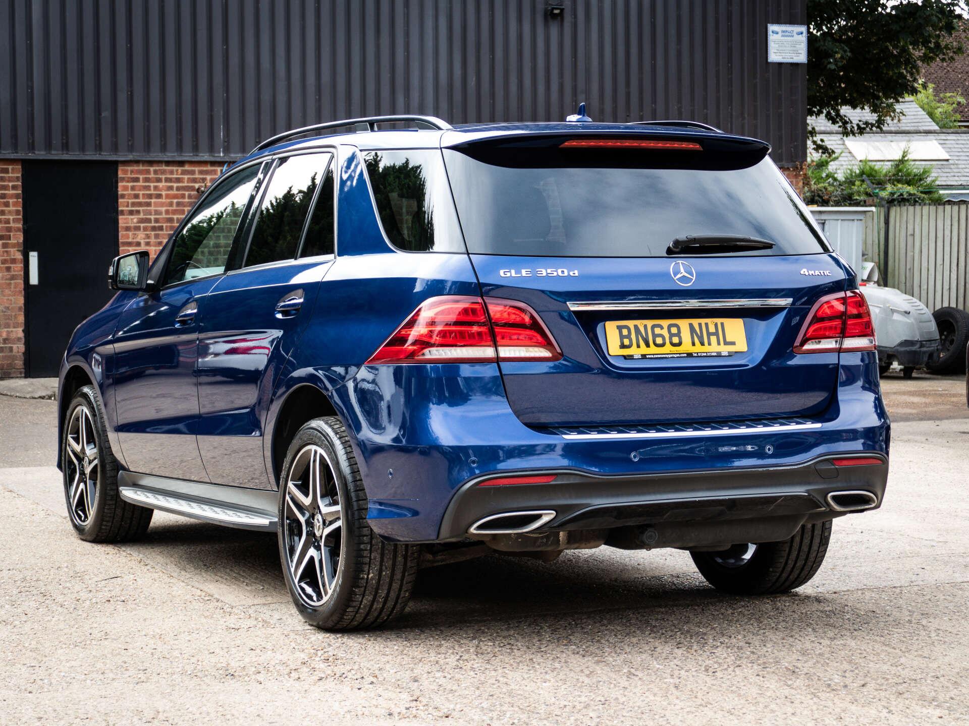 Mercedes-Benz Gle view 13
