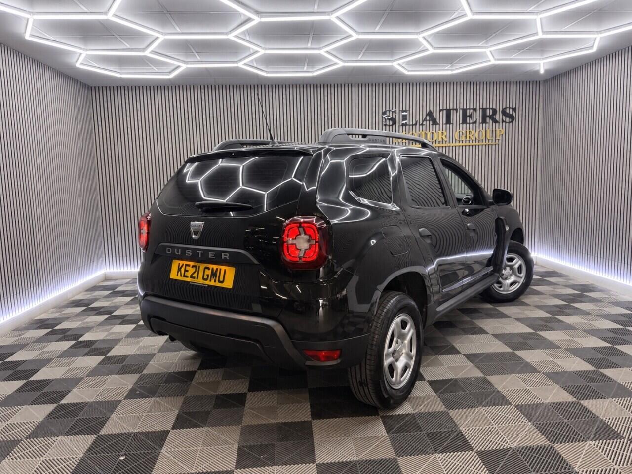 Dacia Duster view 29