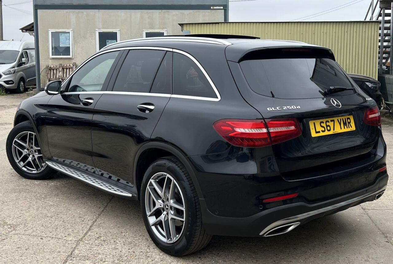 Mercedes-Benz GLC view 5