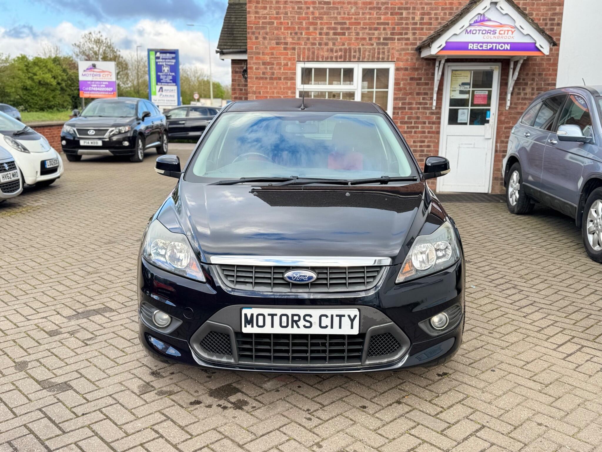 Ford Focus view 4