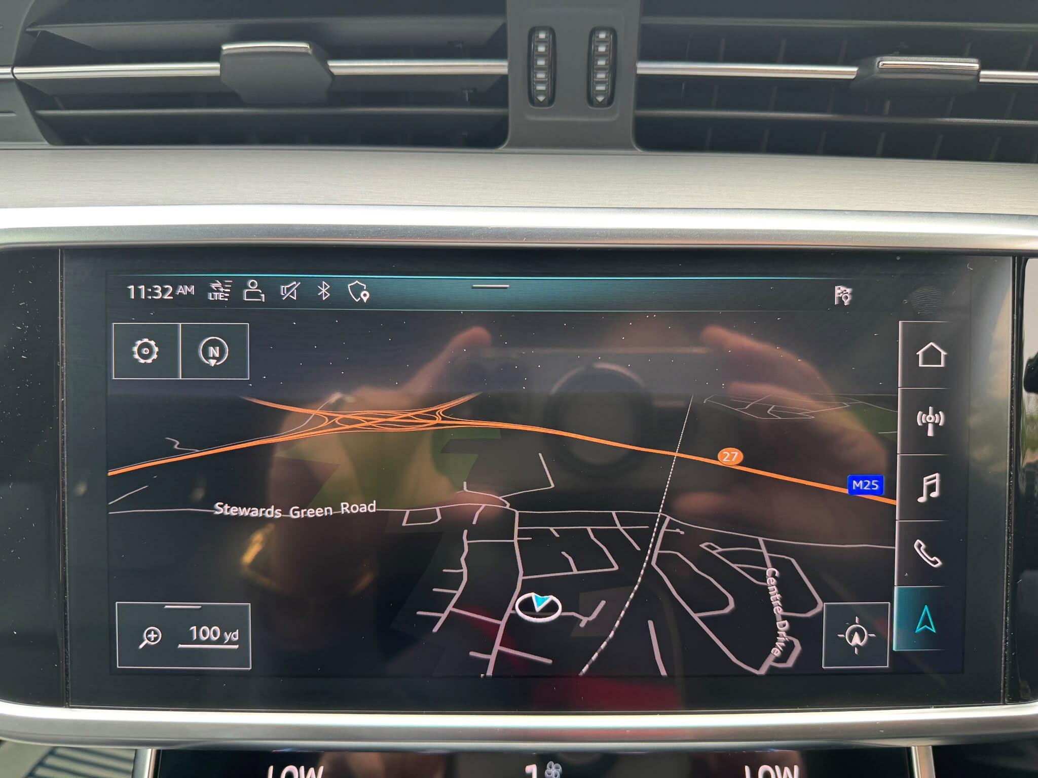 Audi A6 view 36