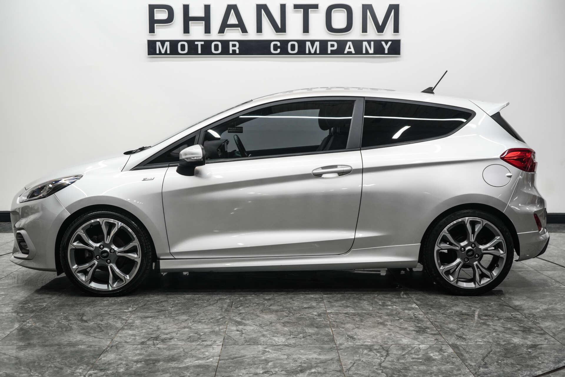 Ford Fiesta view 3