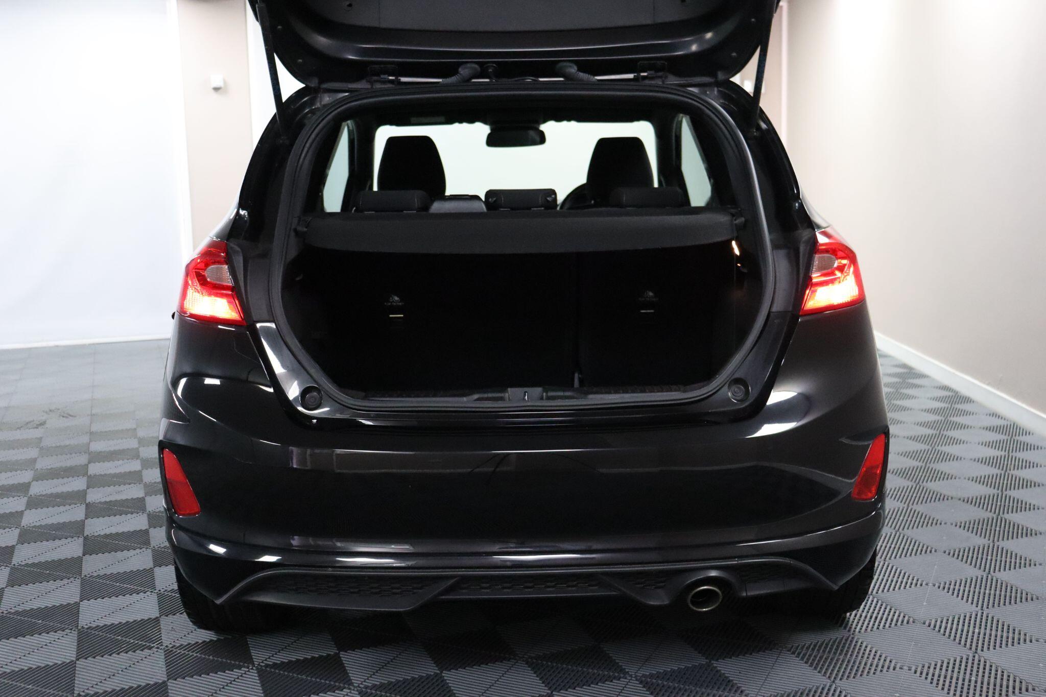 Ford Fiesta view 14