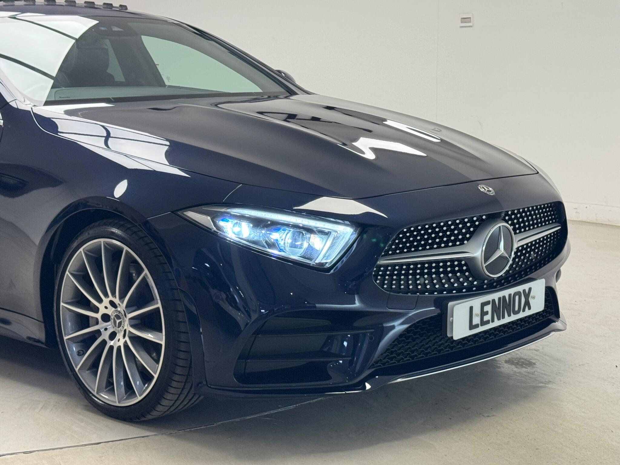 Mercedes-Benz CLS view 5