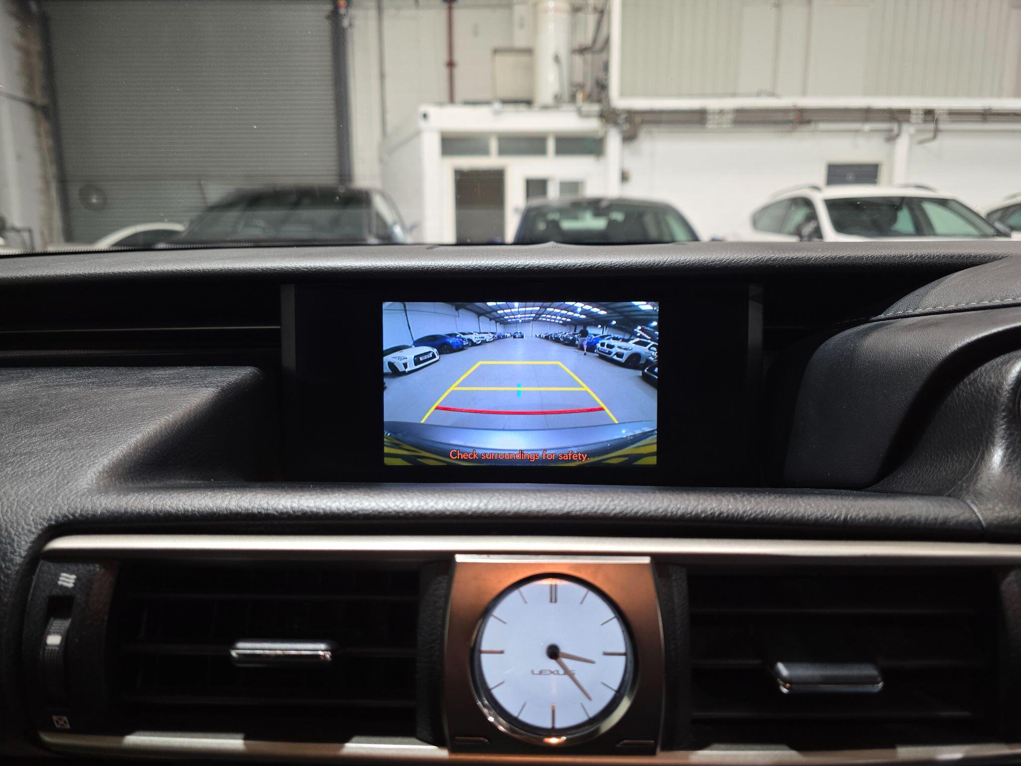 Lexus Is view 8