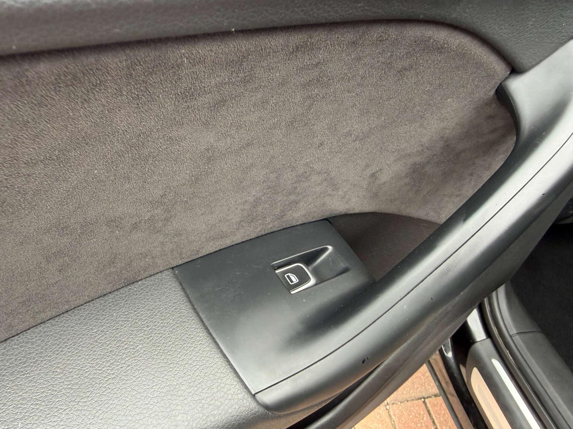 Audi Q3 view 70