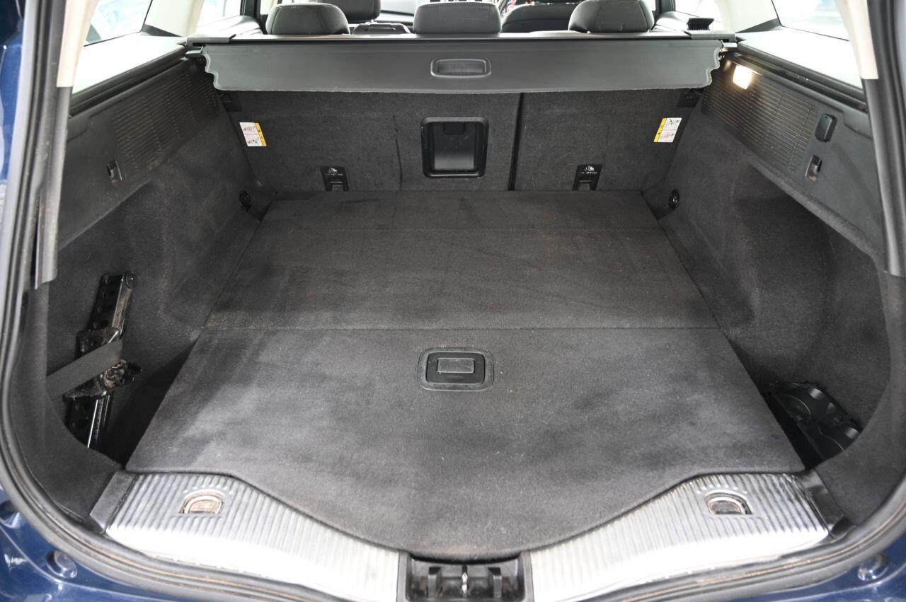 Ford Mondeo view 8