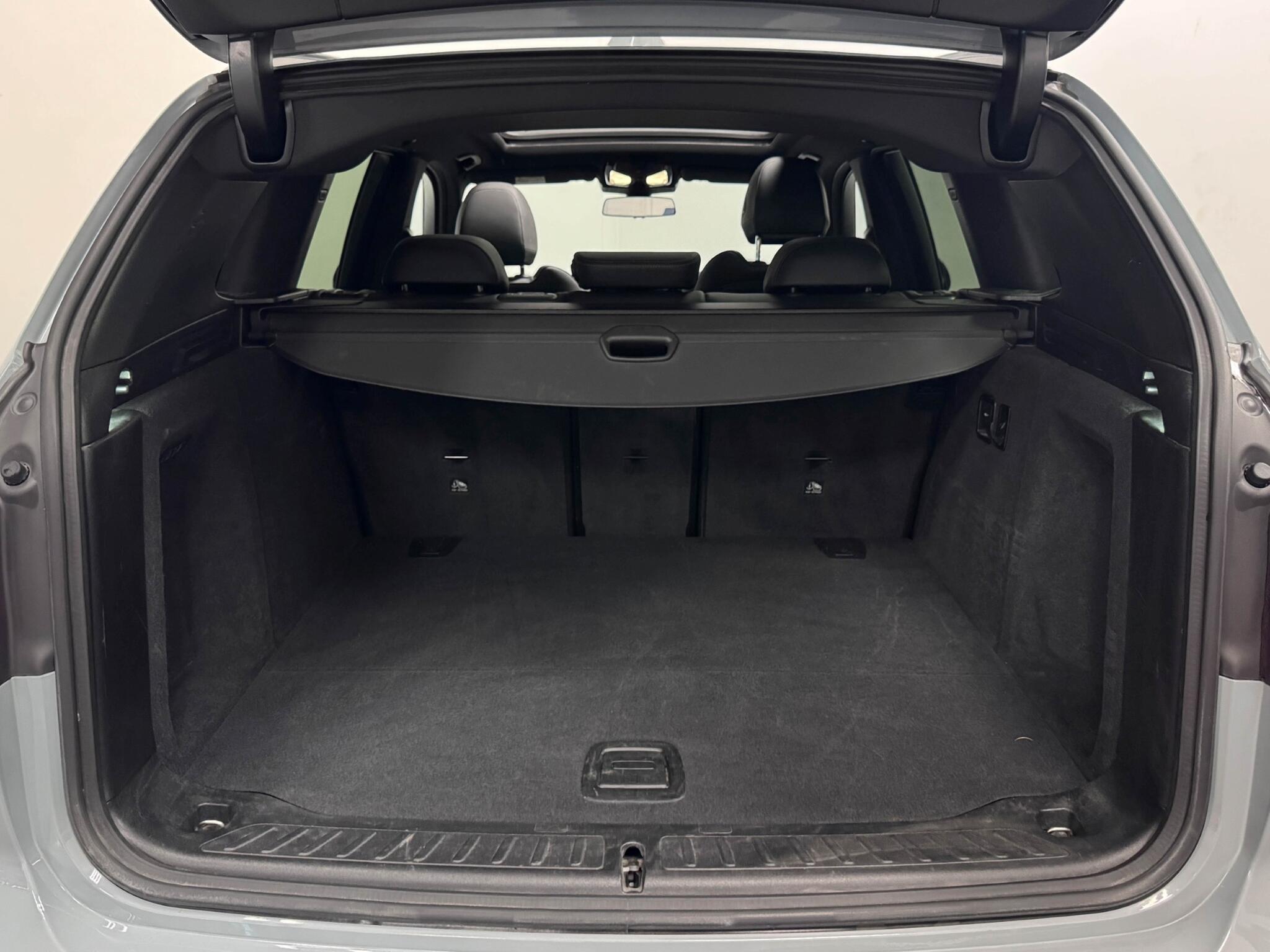 BMW X3 view 7