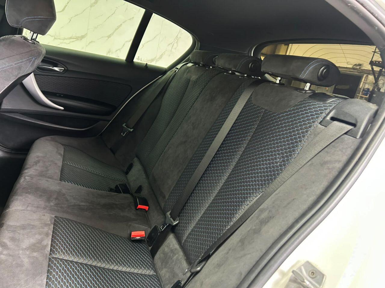 BMW 1 Series view 22