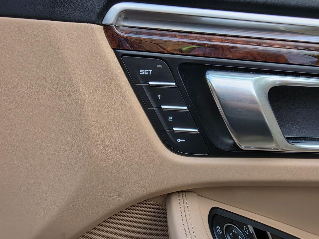 Porsche Macan view 49