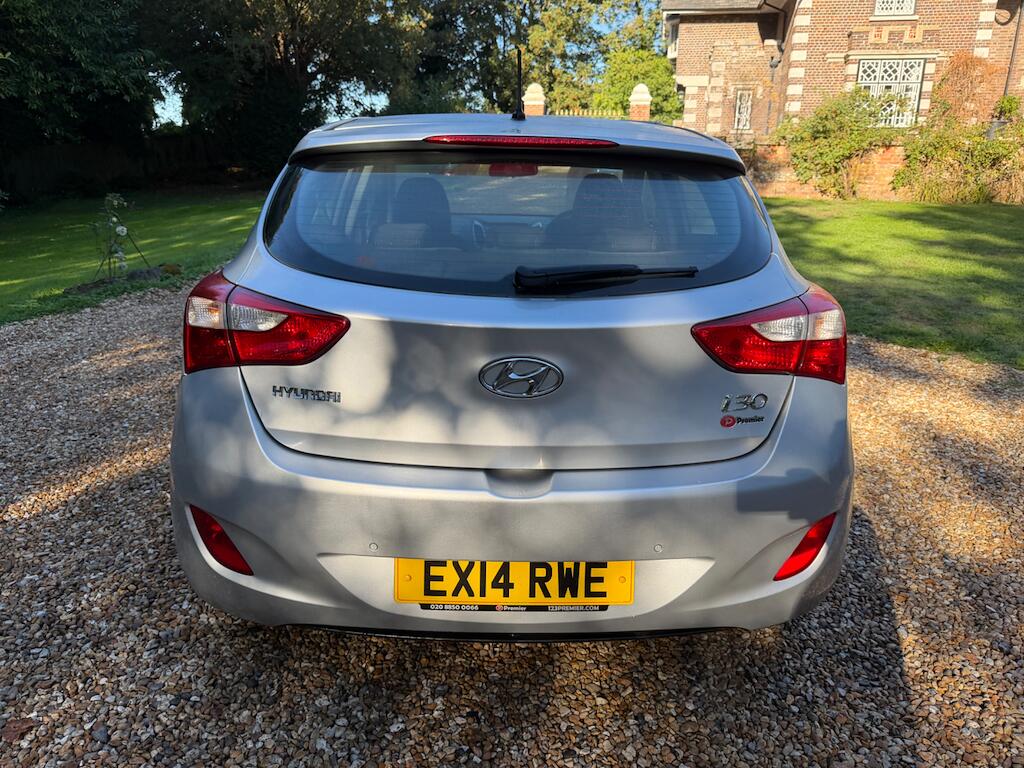Hyundai I30 view 9