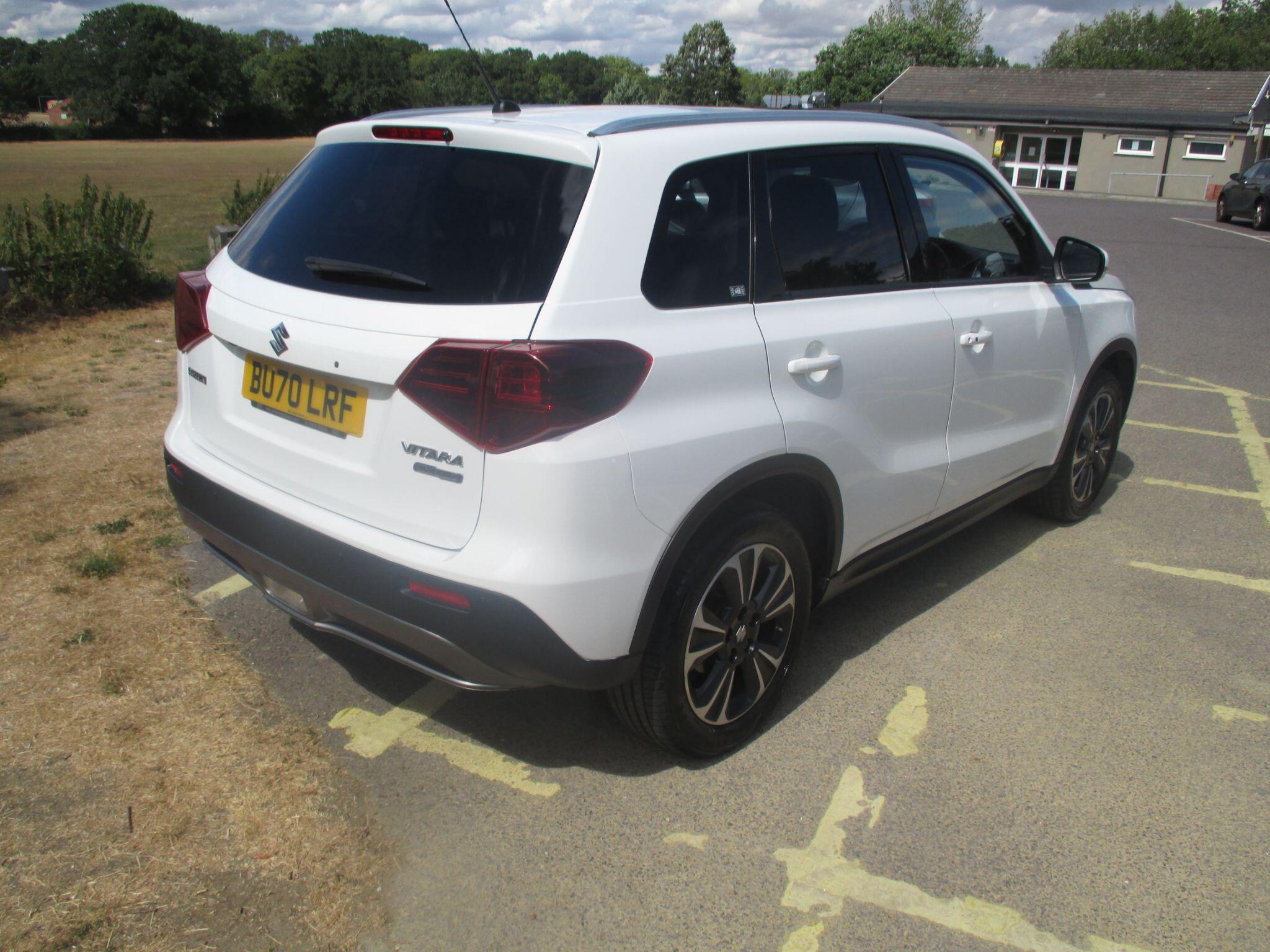 Suzuki Vitara view 12