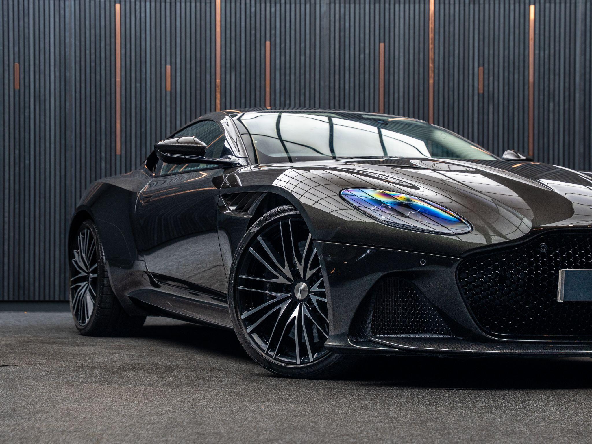 Aston Martin DBS view 9