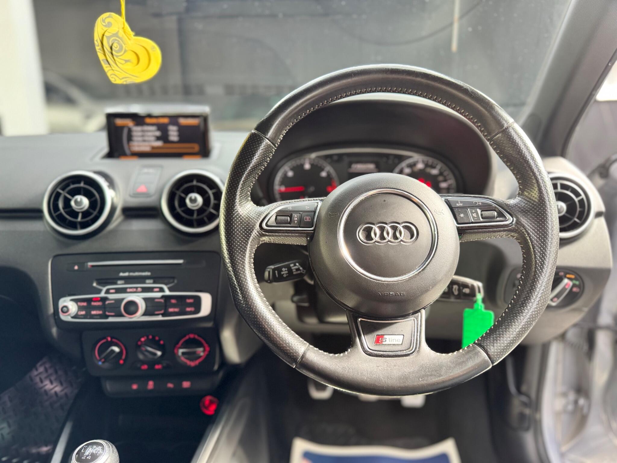 Audi A1 view 32