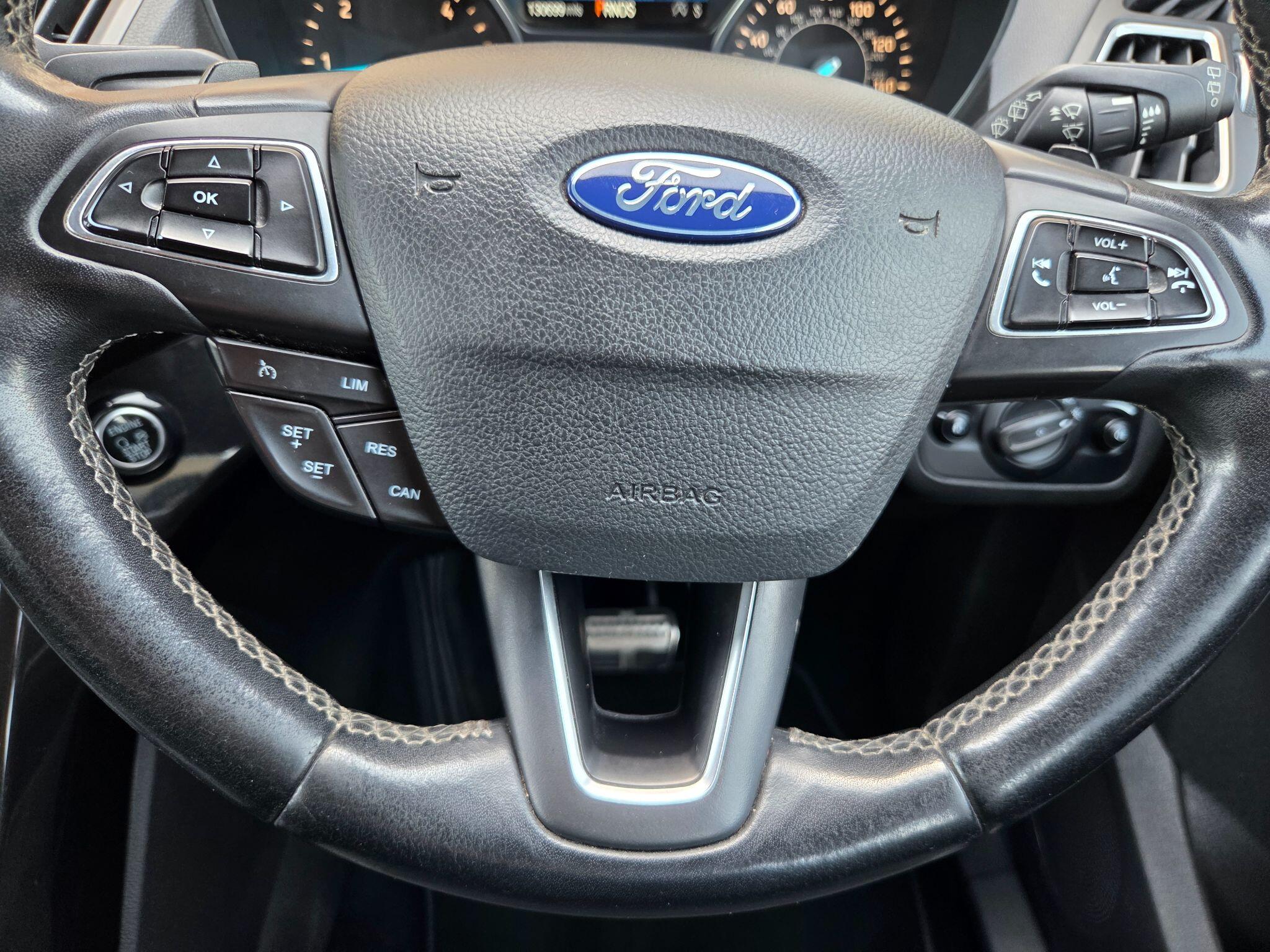 Ford Kuga view 25