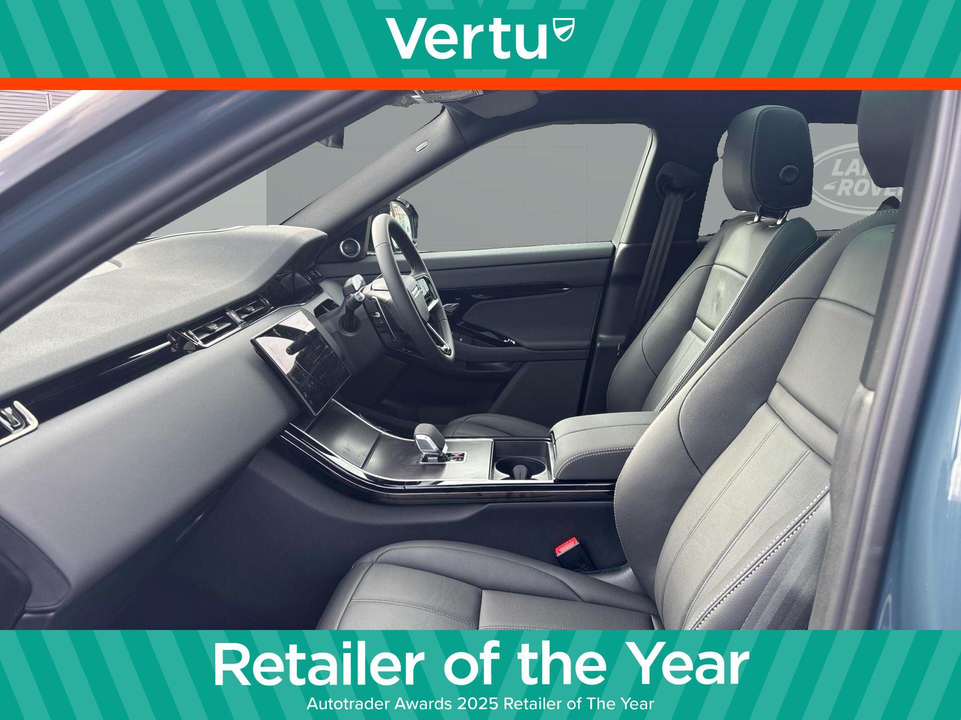 Land Rover Range Rover Evoque view 3