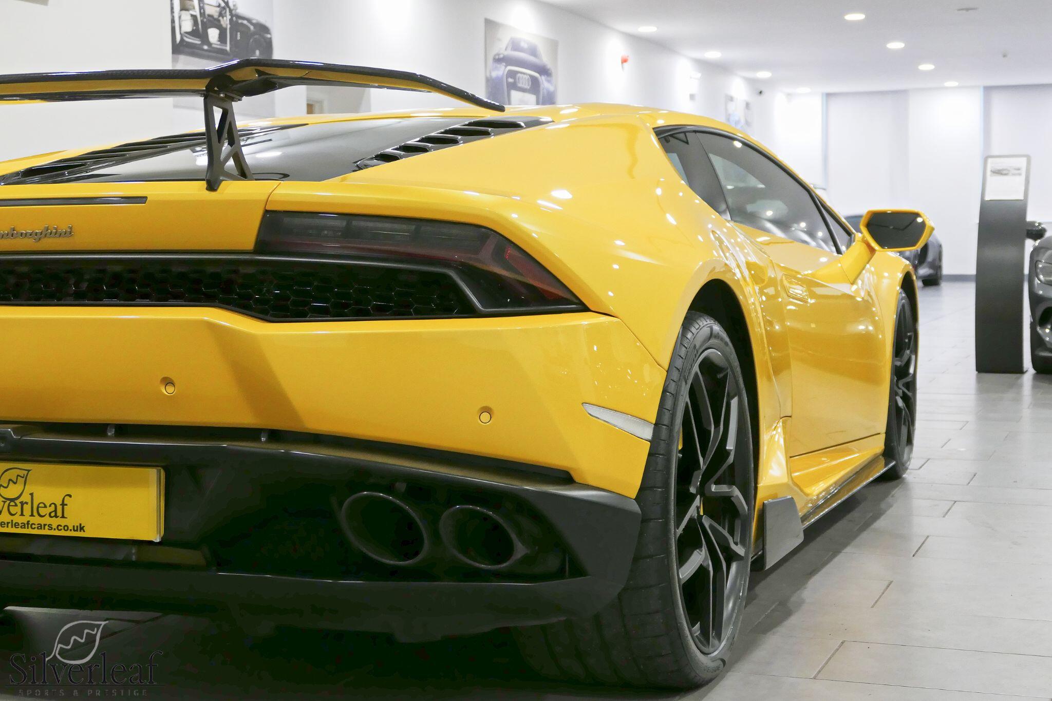 Lamborghini LP 610-4 view 28