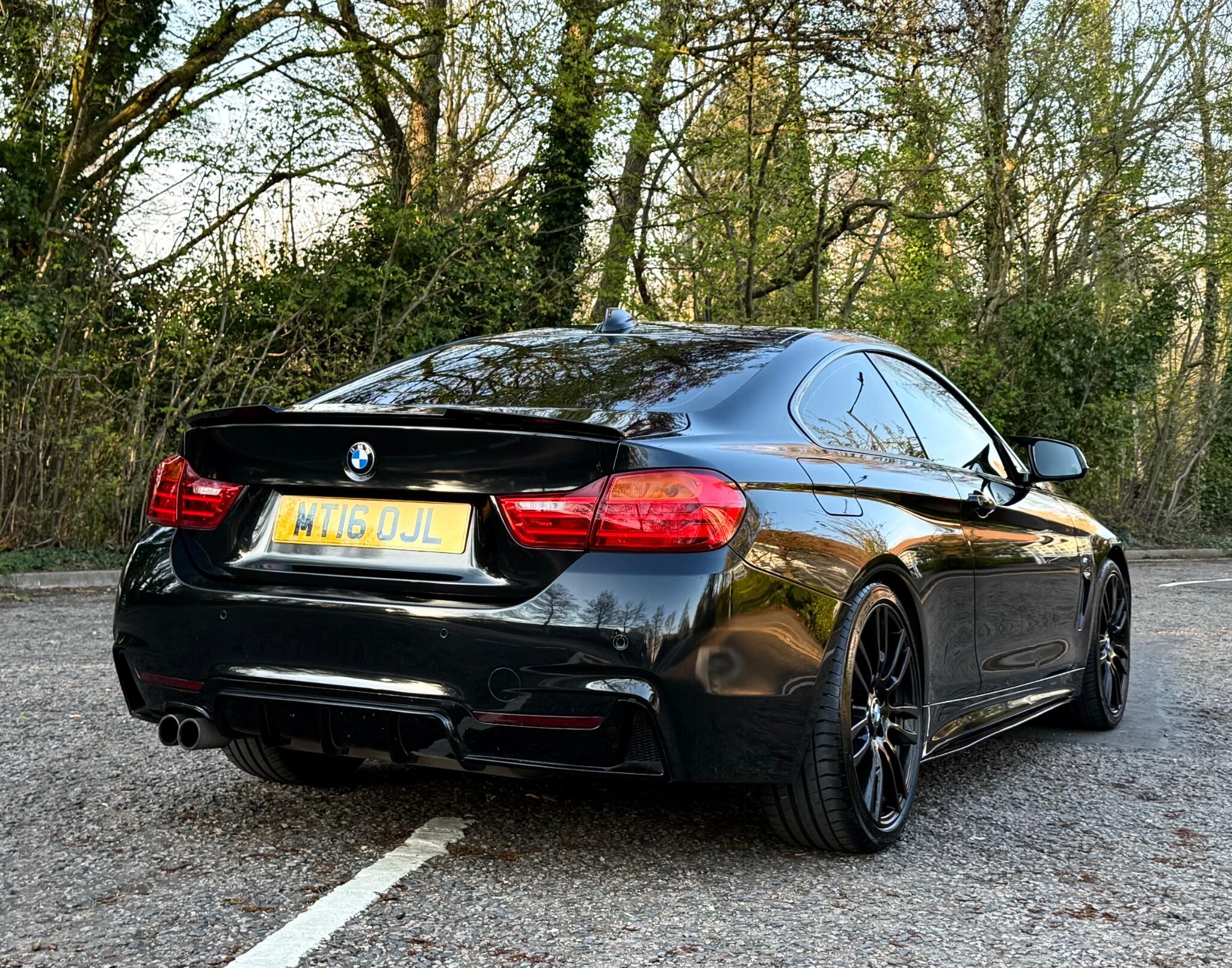 BMW 4 Series view 3