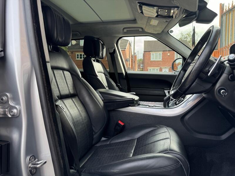 Land Rover Range Rover Sport view 19