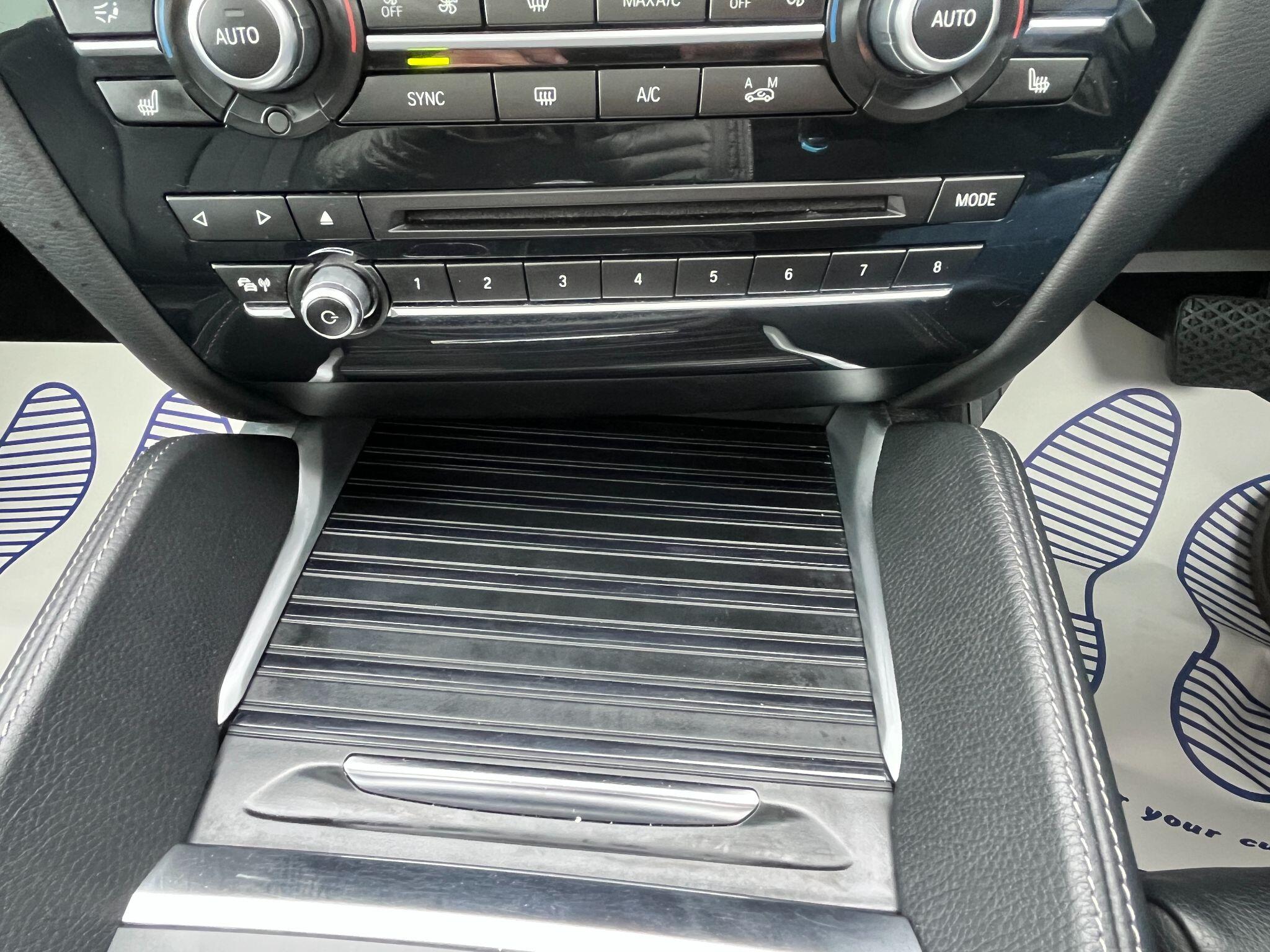 BMW X6 view 23