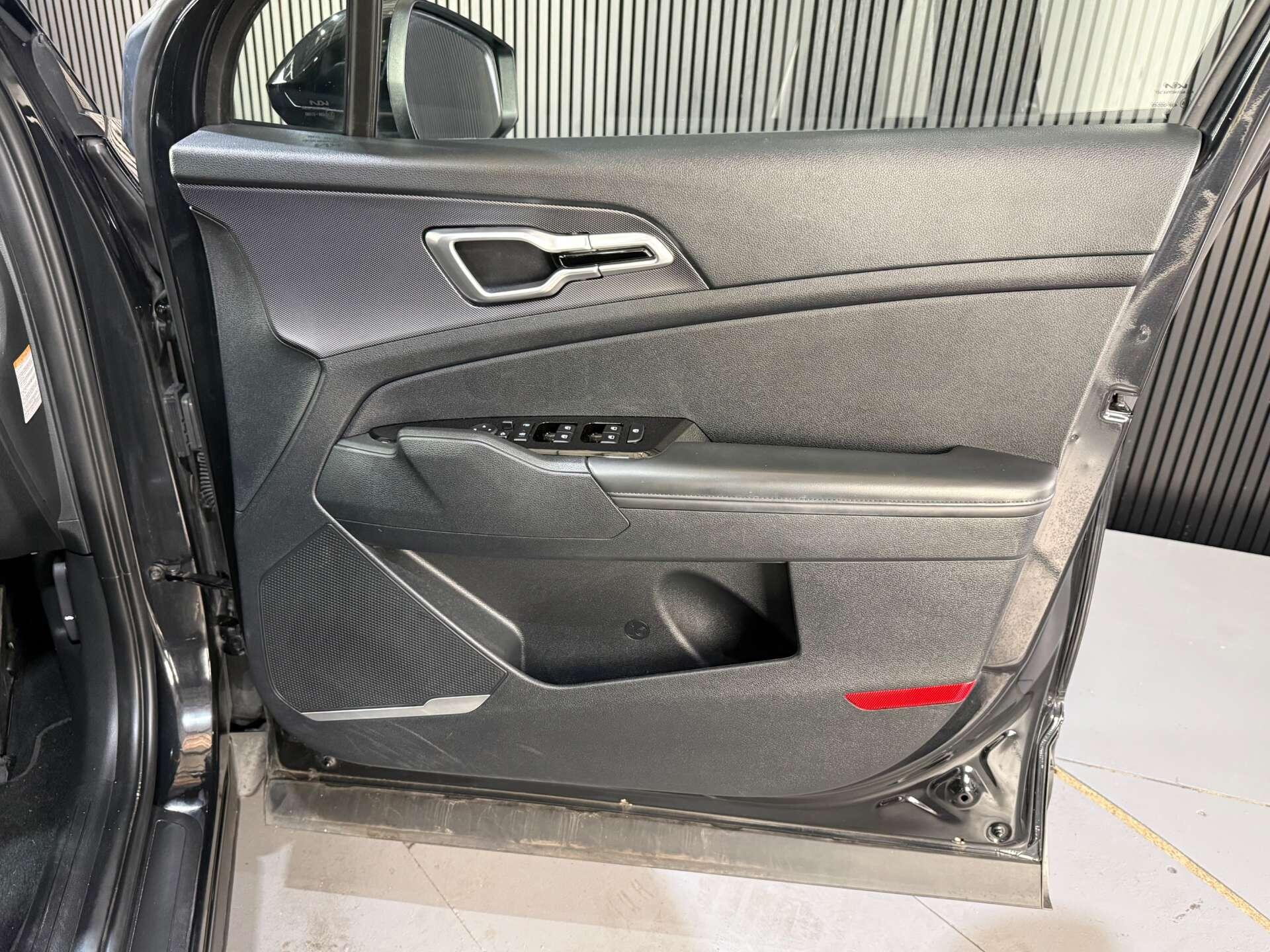 Kia Sportage view 28