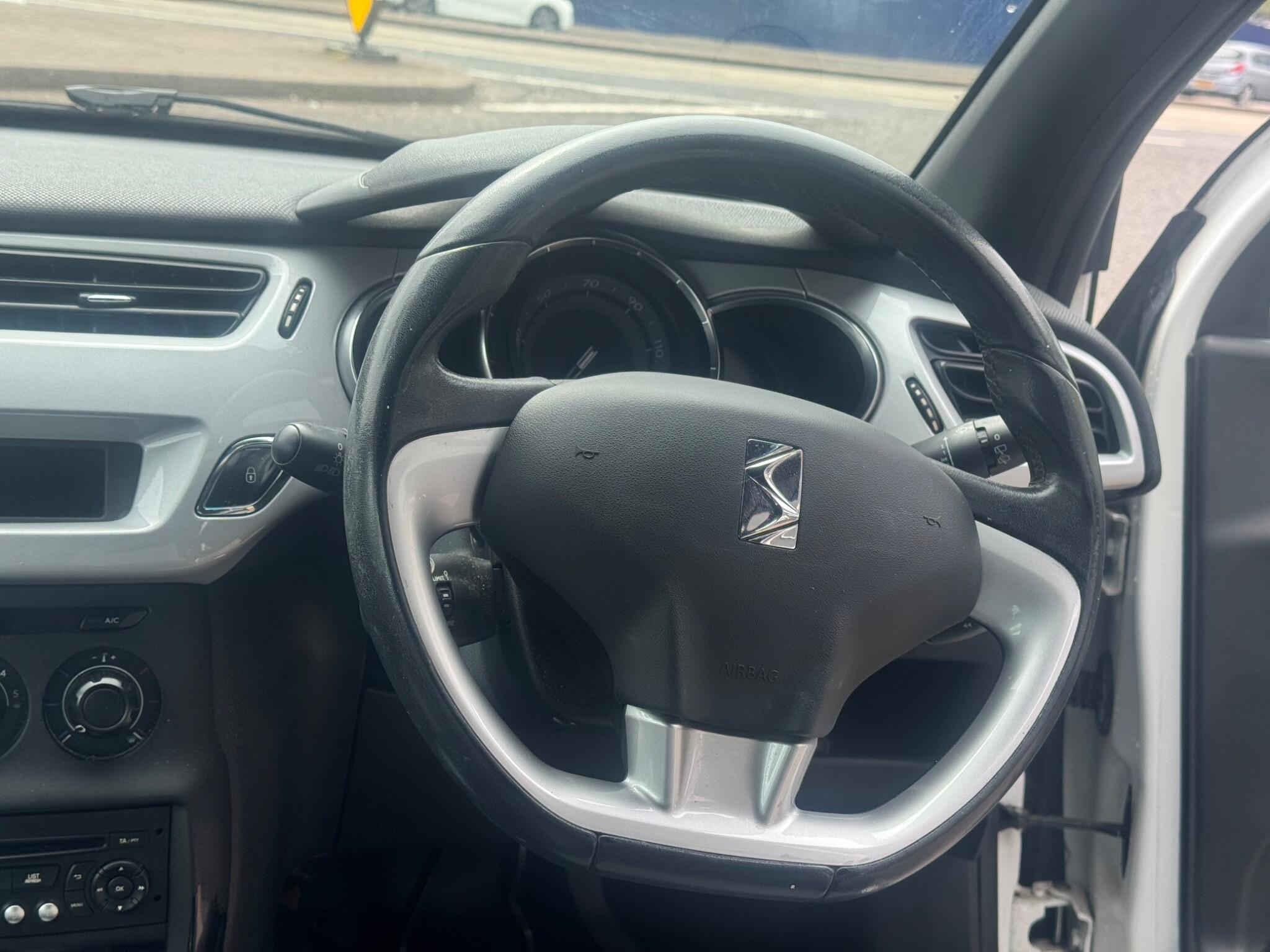 Citroen DS3 view 53