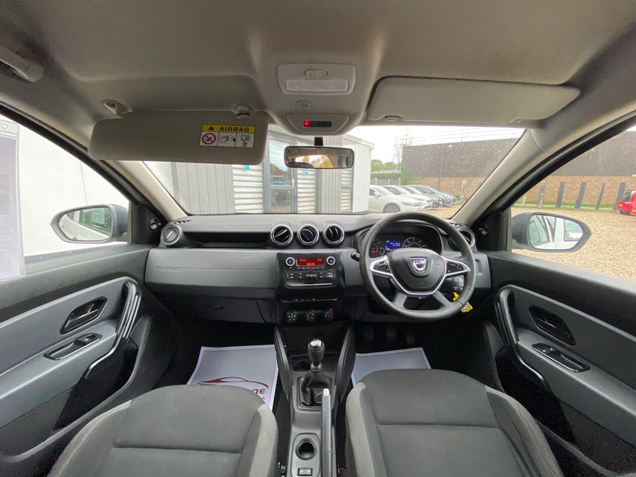 Dacia Duster view 18
