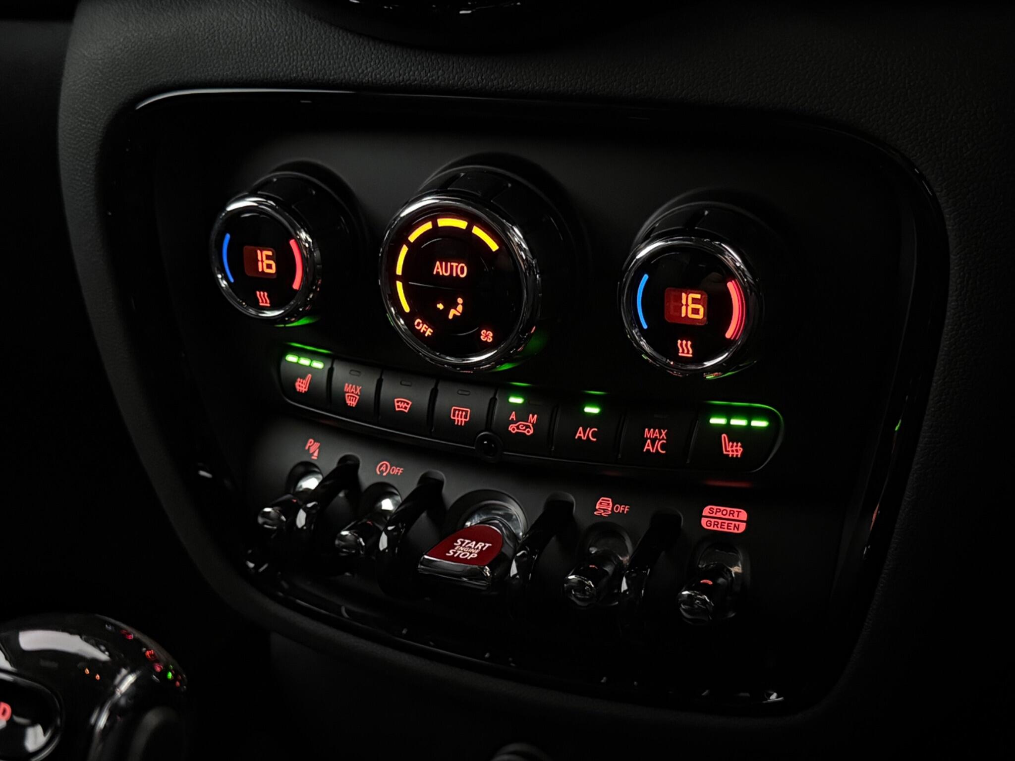 Mini Clubman view 17