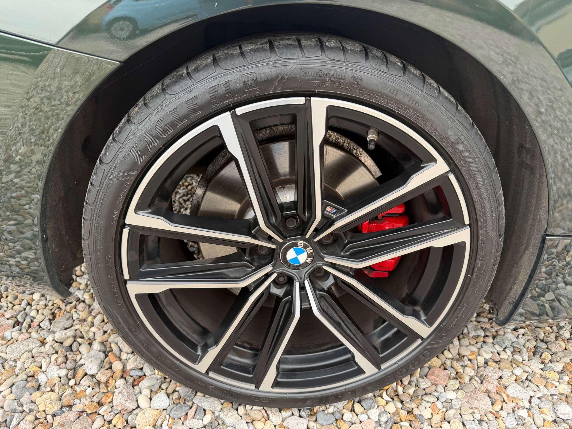 BMW 4 Series view 14