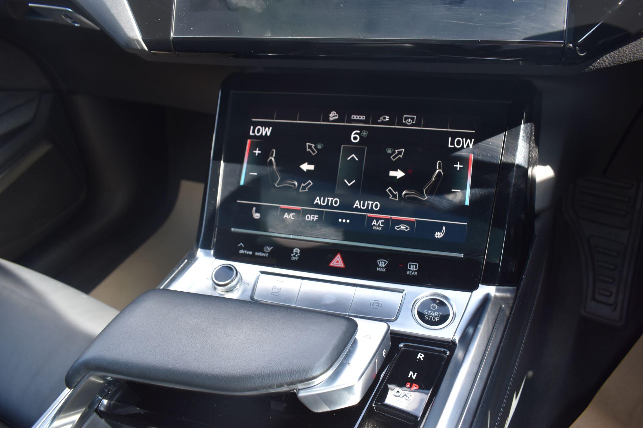 e-tron - 55 Launch Edition Sportback Auto quattro 5dr 95kWh - Image 28