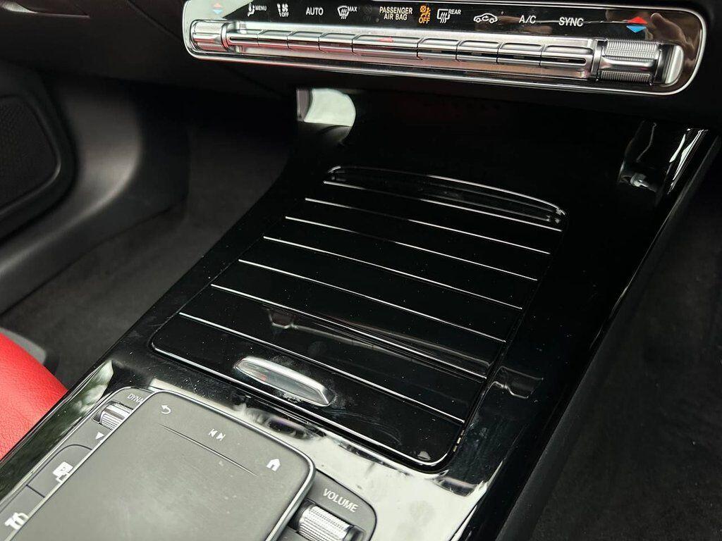 Mercedes-Benz Cla view 36