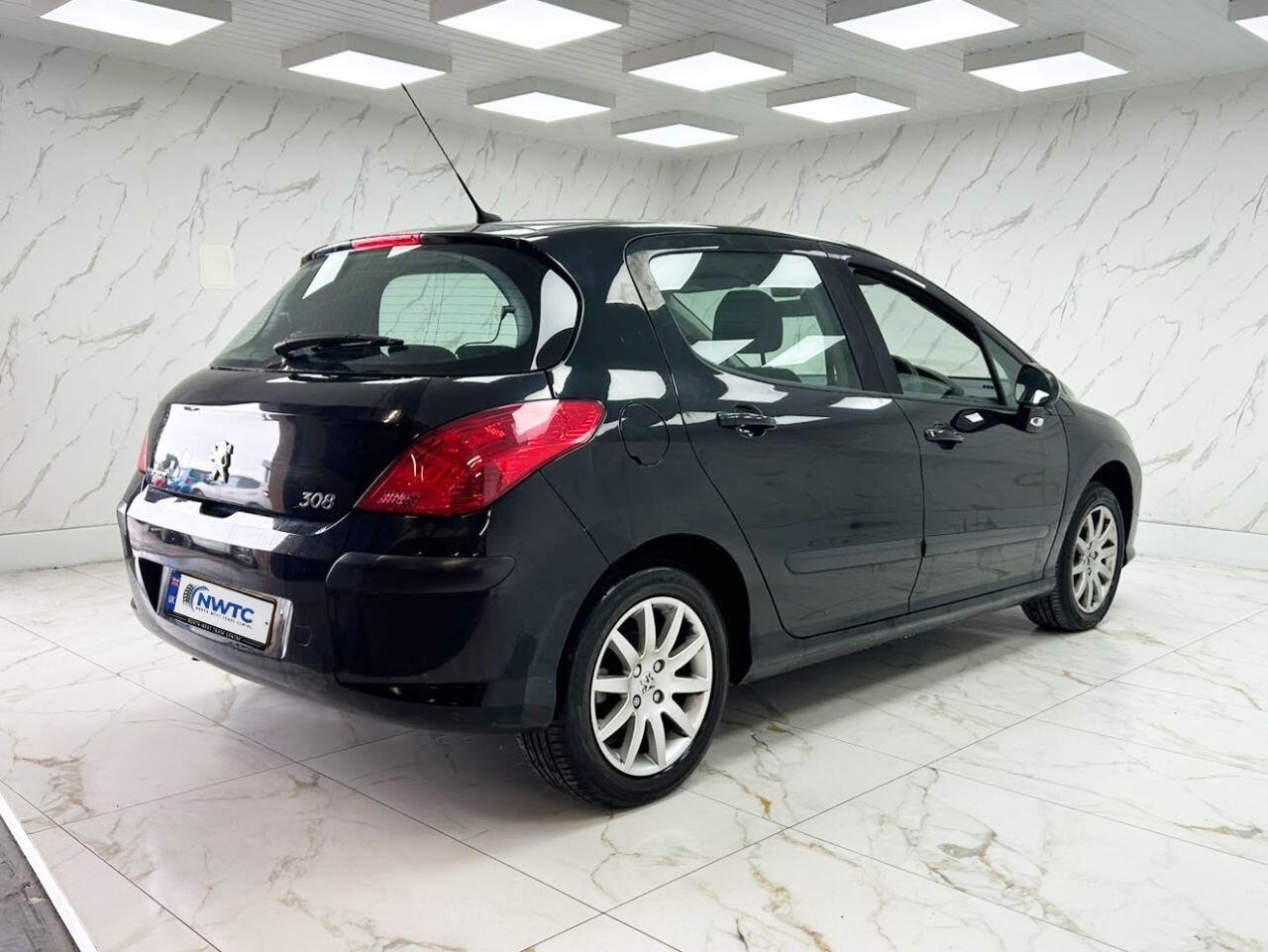 Peugeot 308 view 12