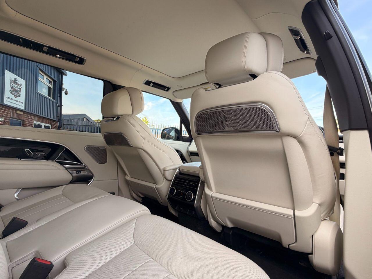 Land Rover Range Rover view 28