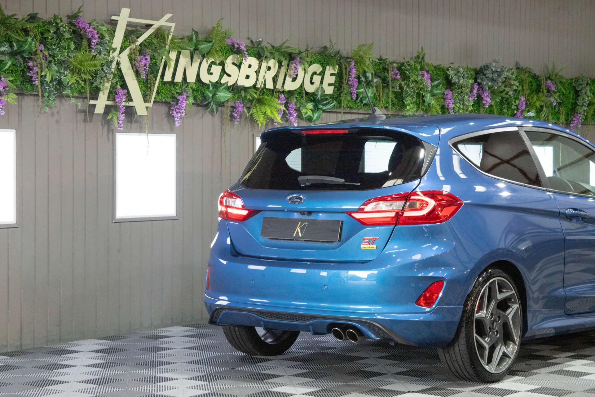 Ford Fiesta view 8