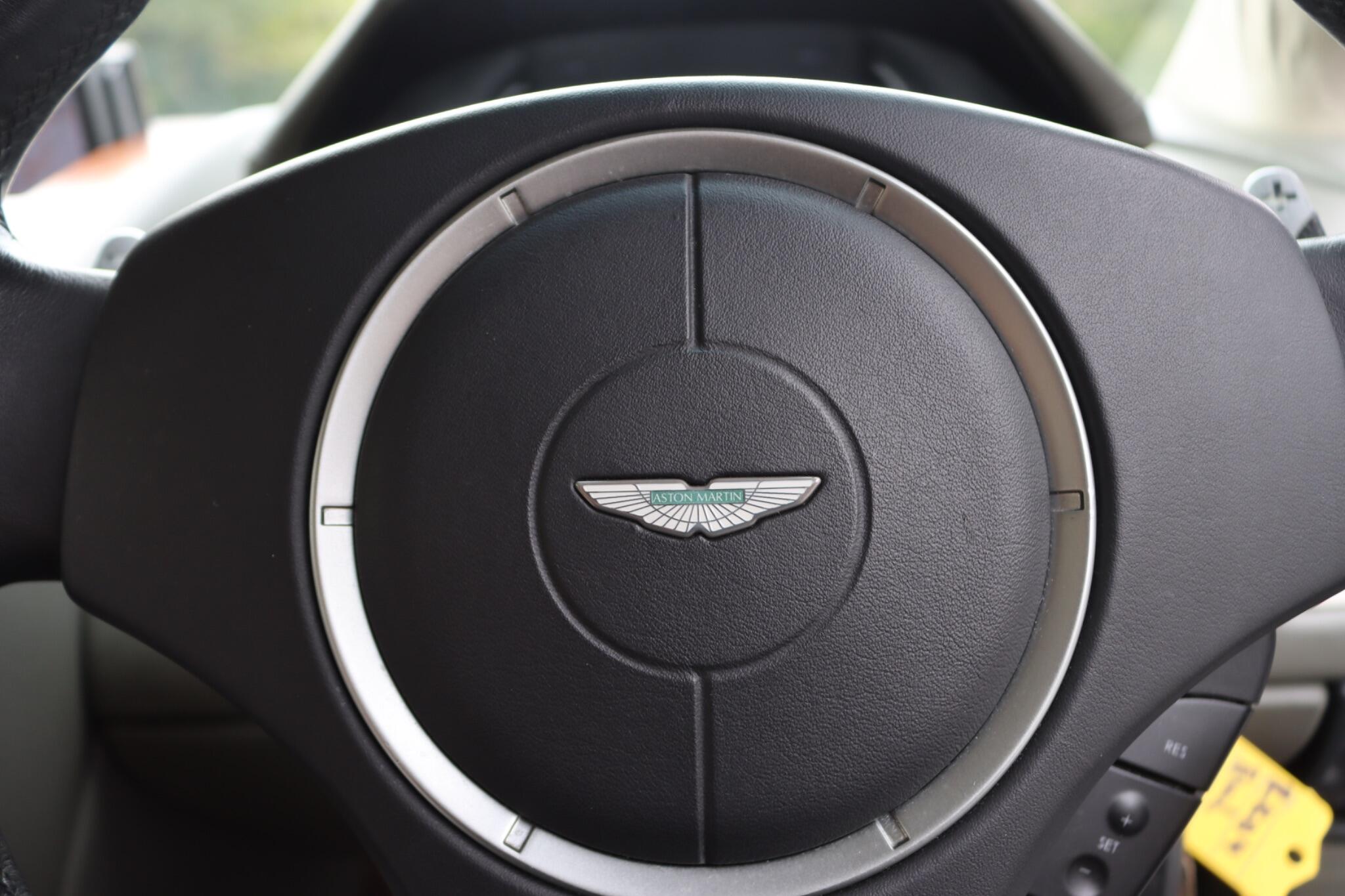 Aston Martin DB9 view 69