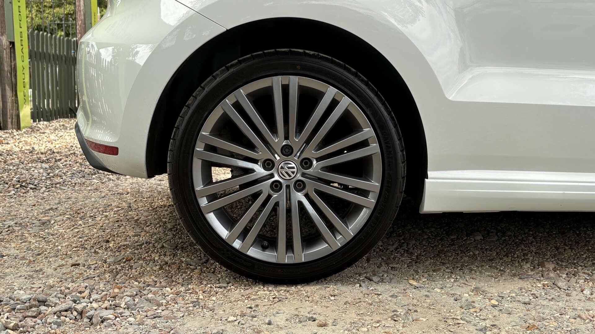 Volkswagen Polo view 35