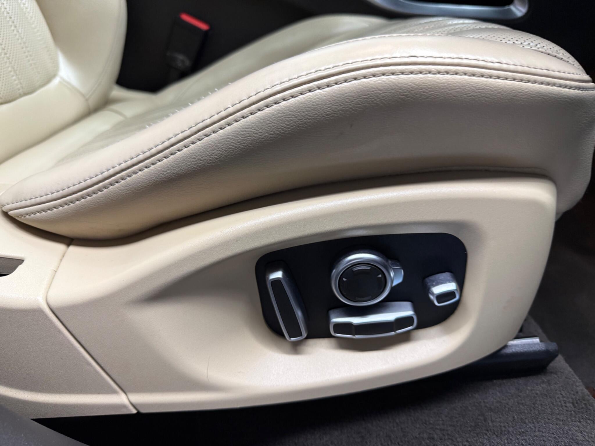 Jaguar F-Pace view 23