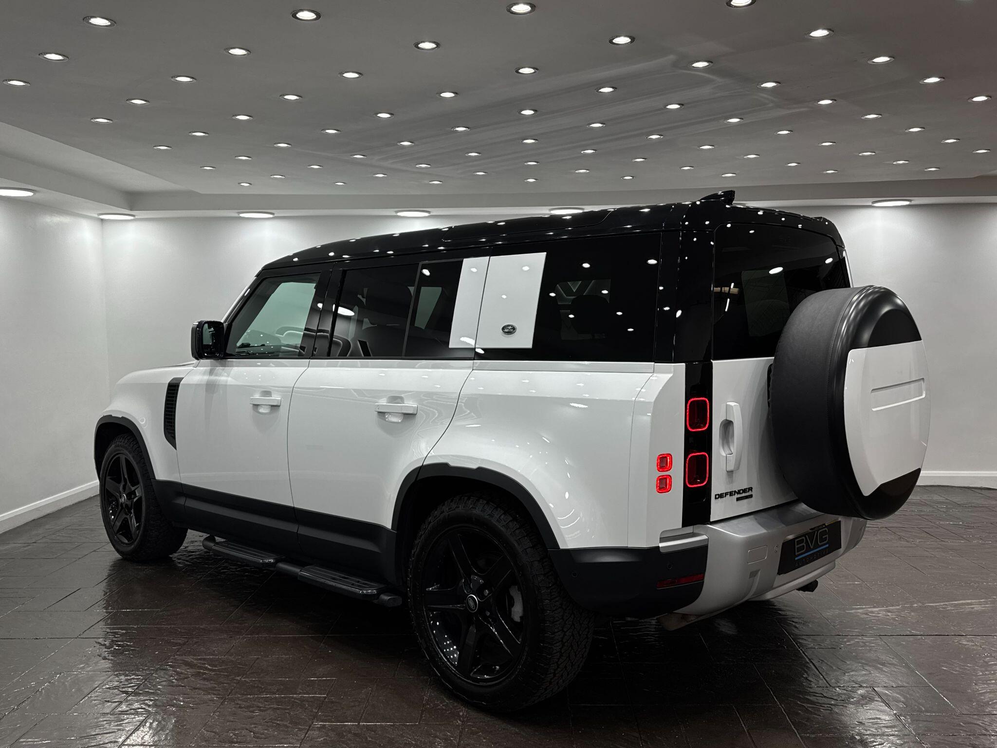 Land Rover Defender view 7