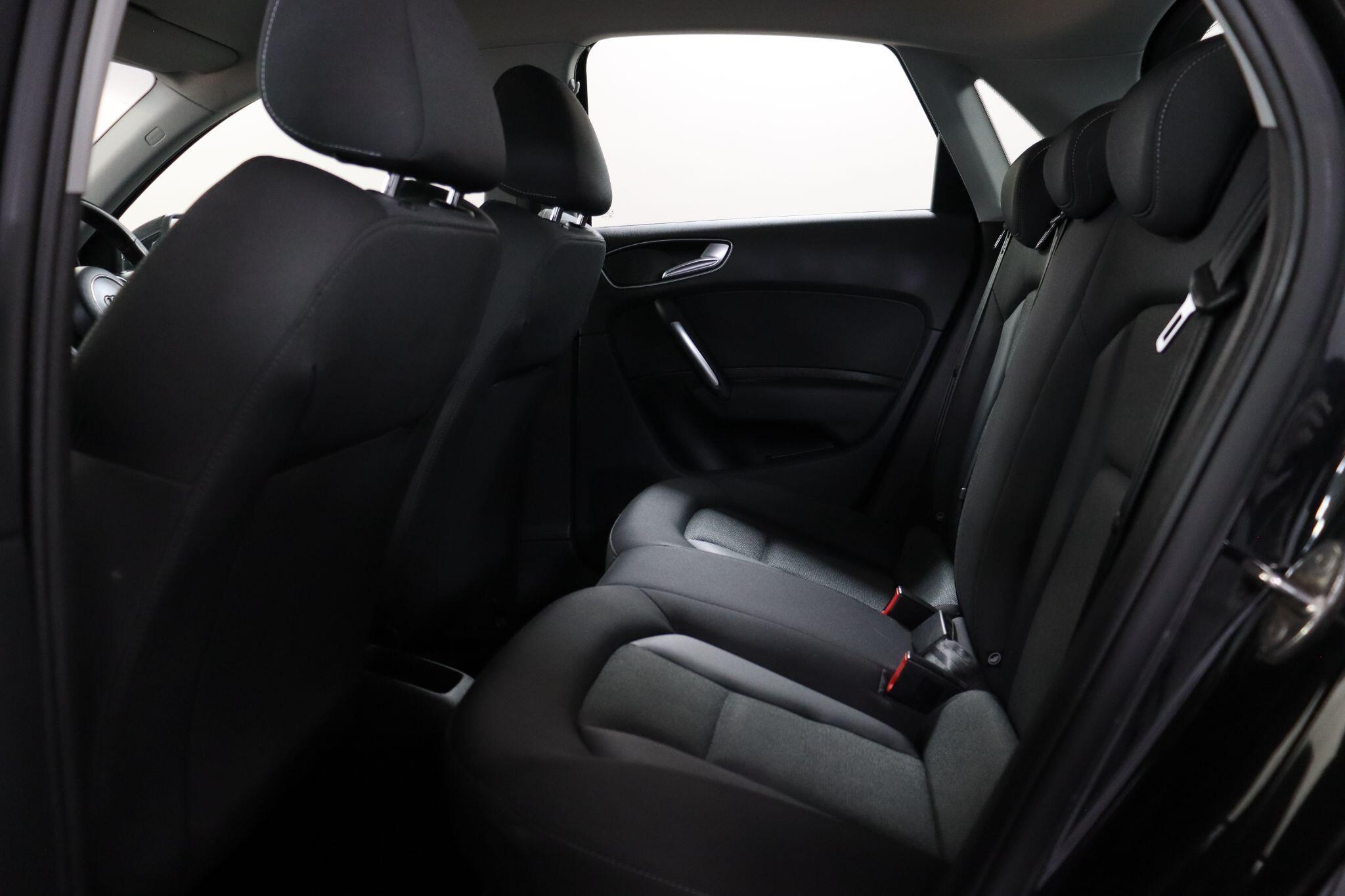 Audi A1 view 38