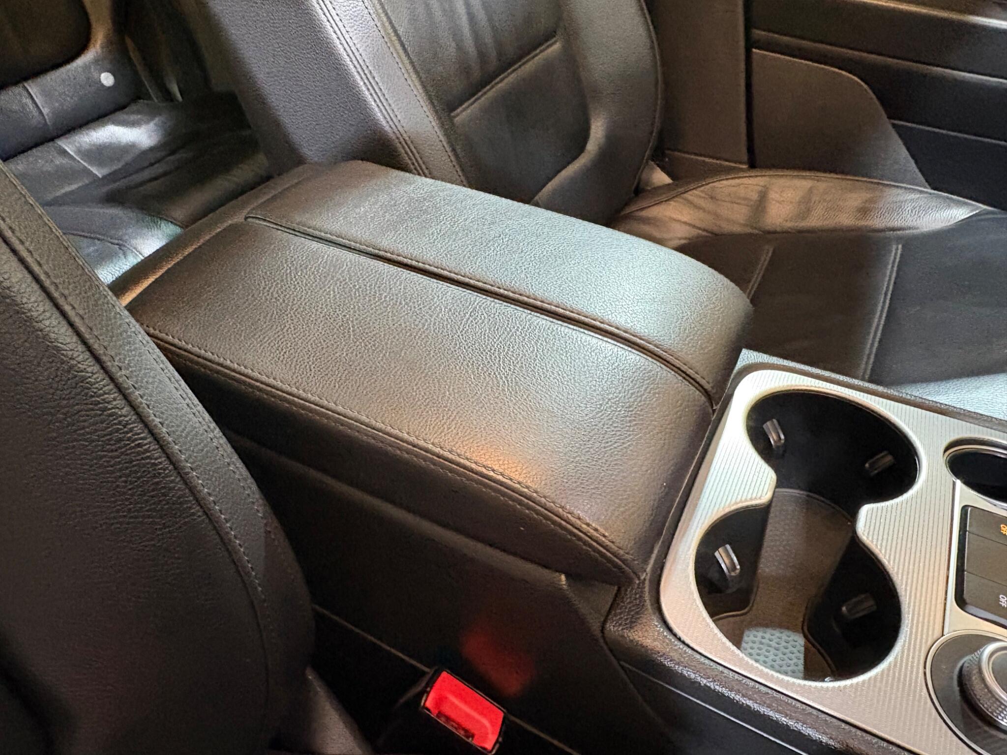 Volkswagen Touareg view 25