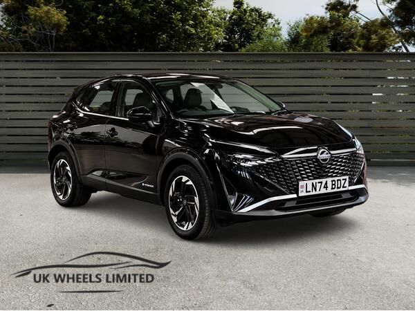 Black 2024 Nissan Qashqai Hatchback Front-wheel drive Automatic