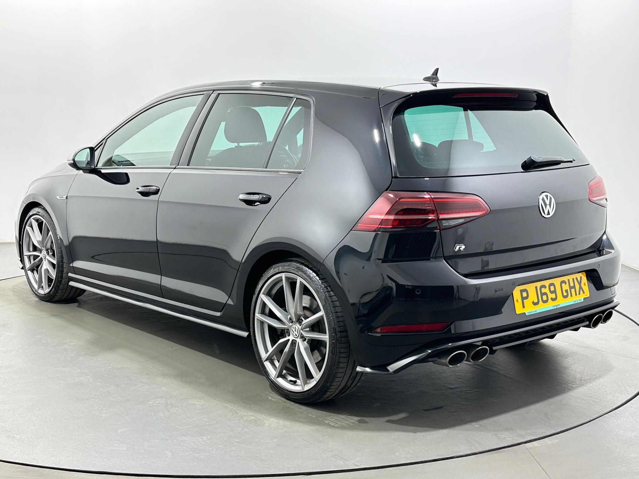 Volkswagen Golf view 6