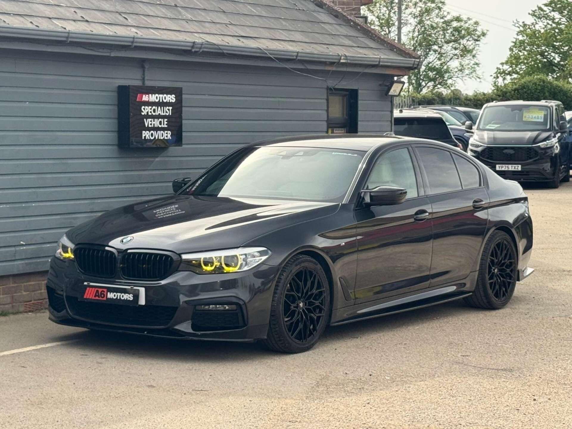 BMW 5 Series view 9