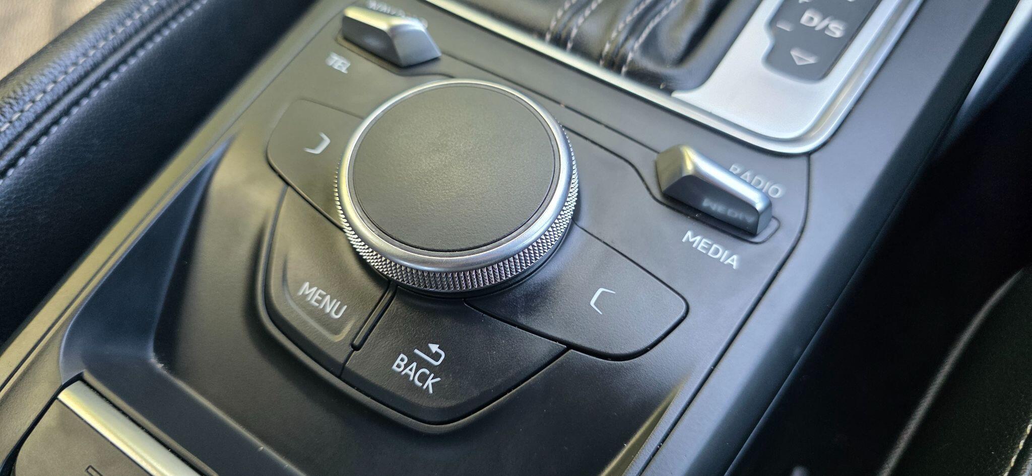 Audi Q2 view 41