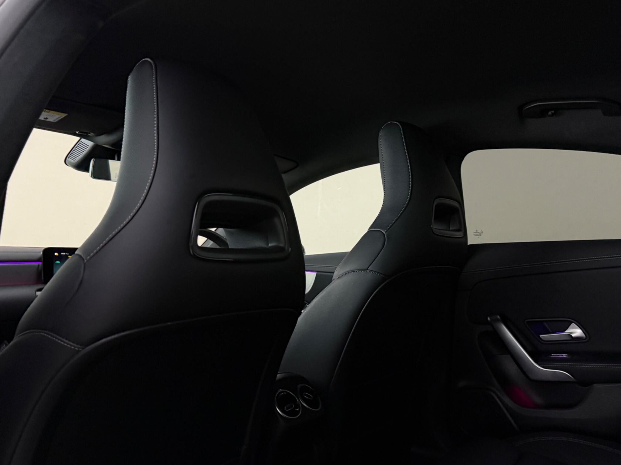Mercedes-Benz Cla view 36