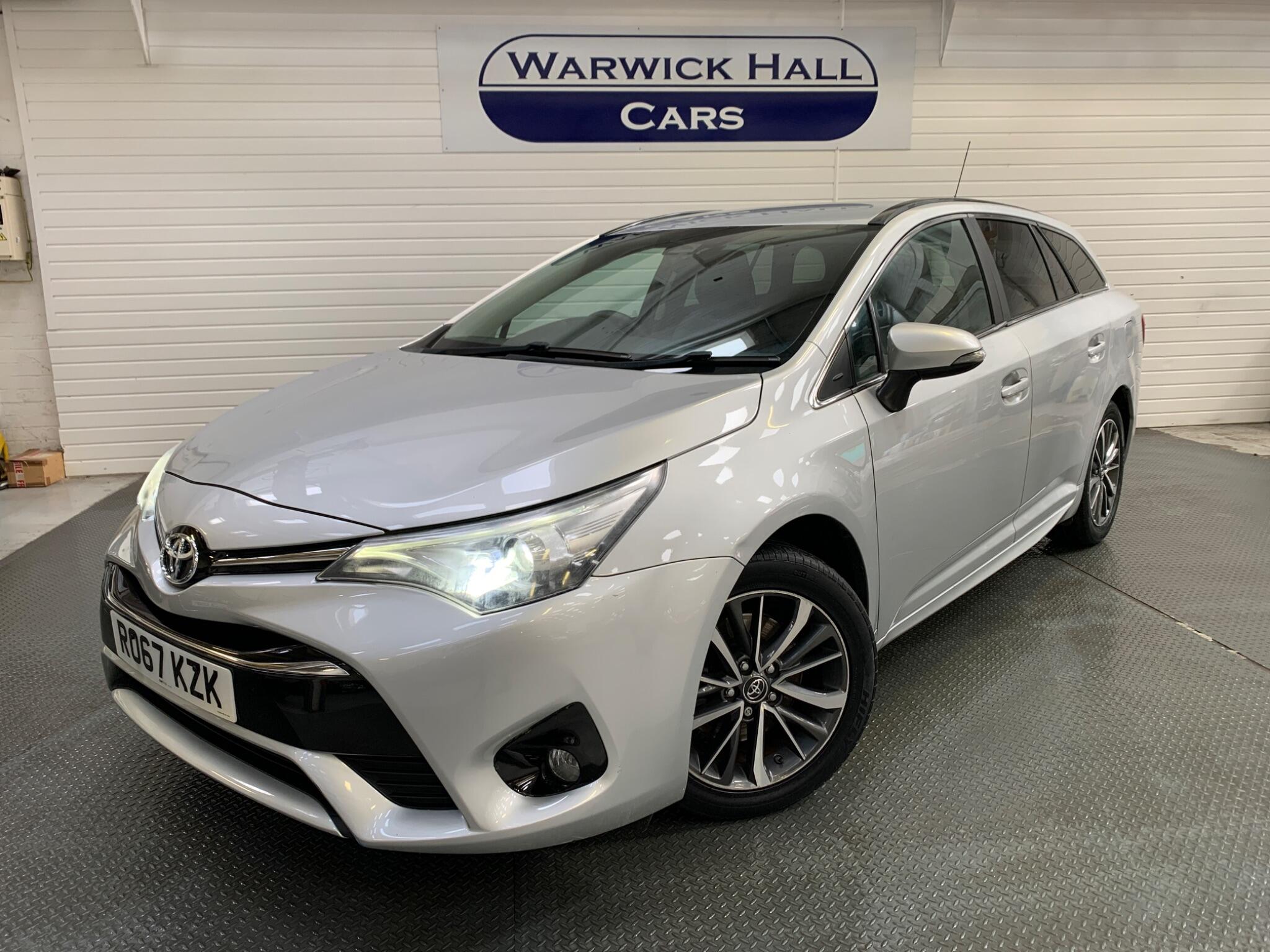  2017 Toyota Avensis 2.0d Business Edition Plus 5dr   