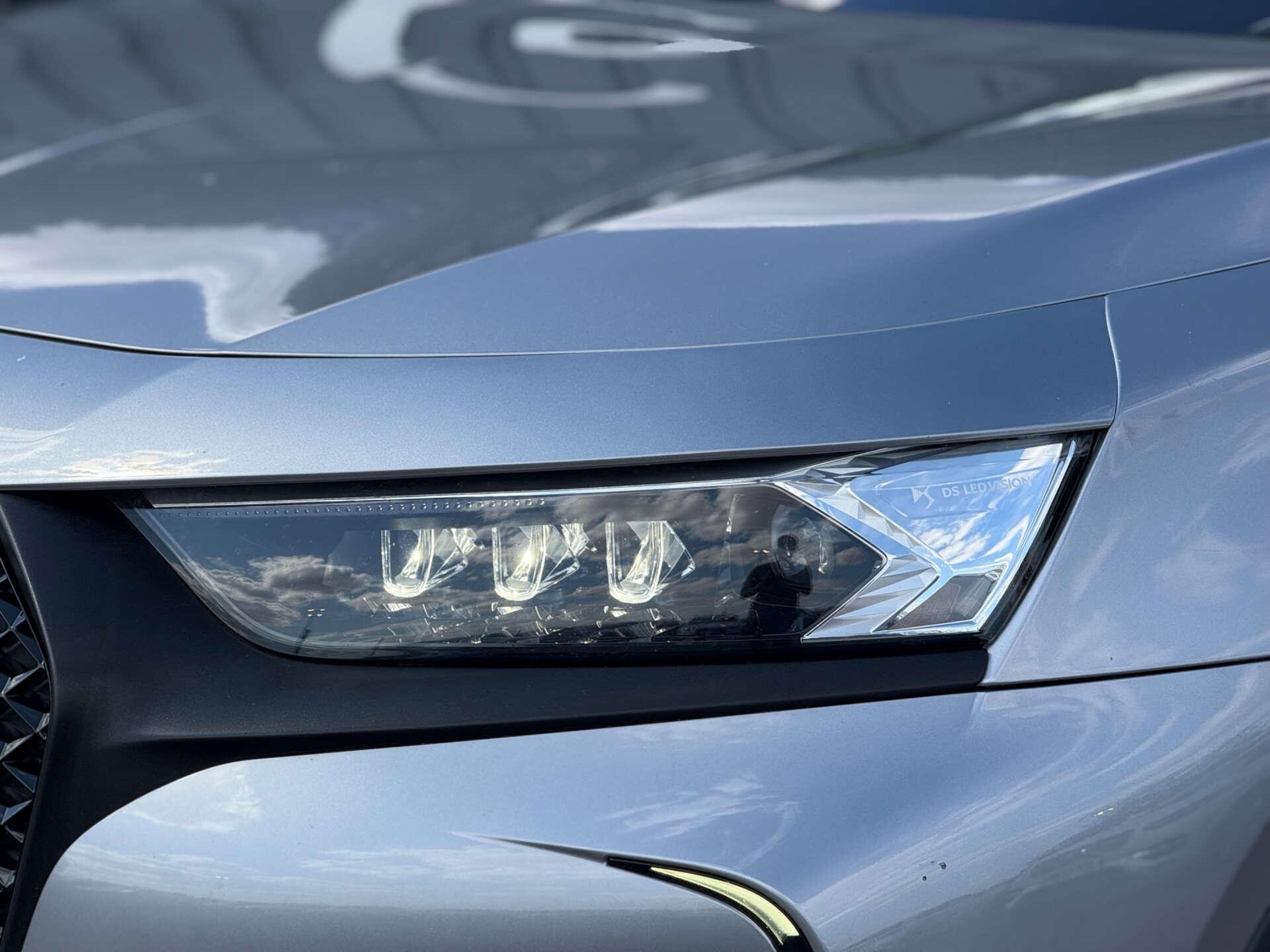 DS Automobiles DS 7 Crossback view 5