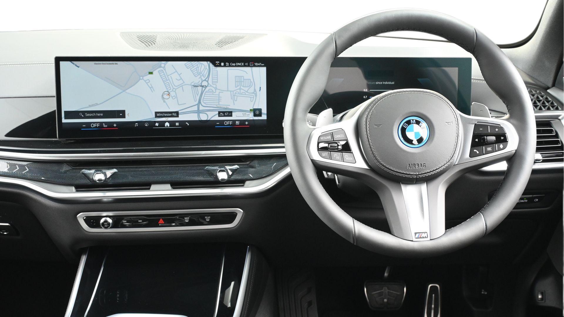 BMW X5 view 5